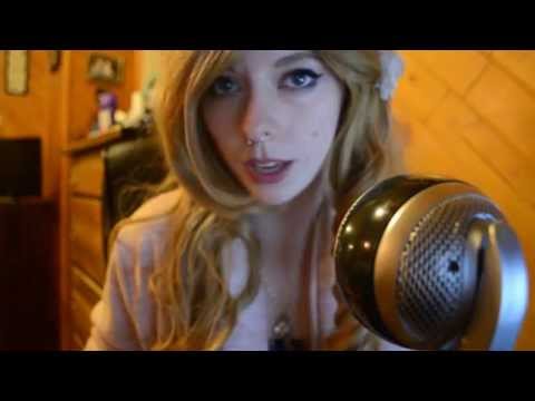 ASMR - Makeup Sounds ♡ Whispering and Tapping