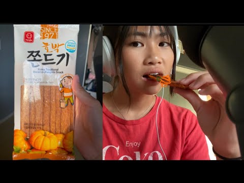 ASMR eating Korean macaroni pumpkin snack!
