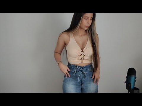 ASMR | Scratching on clothes & body tapping