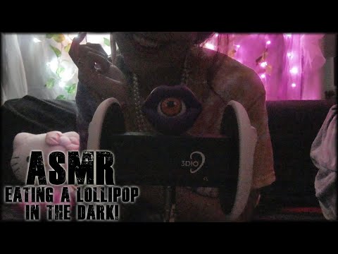 ASMR Eating 🍭♡ eye👁 👀Lollipop Candy Eating Sounds With 3DIO BINAURAL ♥ (In The Dark Whispering)