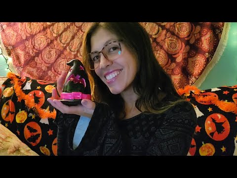 ASMR - showing you some Halloween things🎃👻🧙‍♀️🧡🖤 with some rambling 🤓