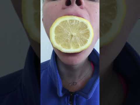 ASMR 🍋🍋🍋 JUICY CRUSH lemon half satisfying sunny mouth sounds #shorts