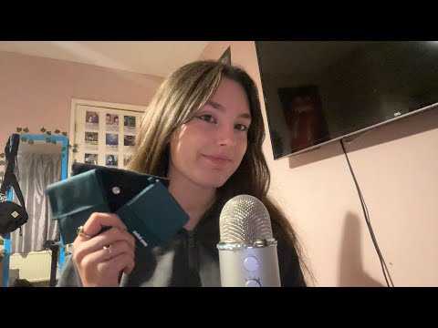 [asmr] unboxing + fabric scratching