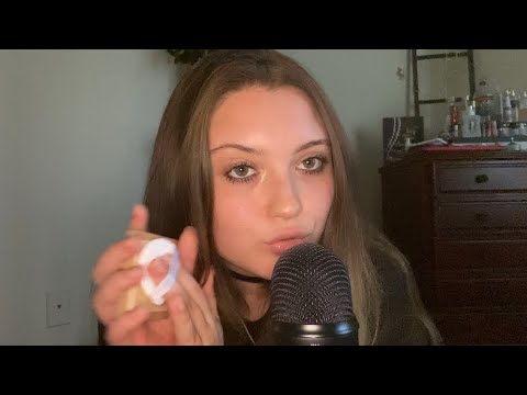 ASMR | fast personal attention/brushing your hair/wooden makeup/mouth sounds/mic triggers