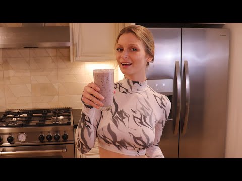 (ASMR) Making You A Tasty Smoothie - Chopping Sounds
