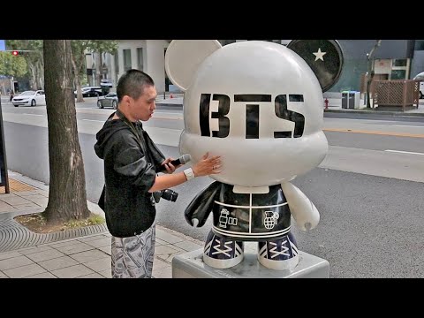 BTS Tapping 🙌 ASMR in the Street 🇰🇷🚗 [Gangnam]