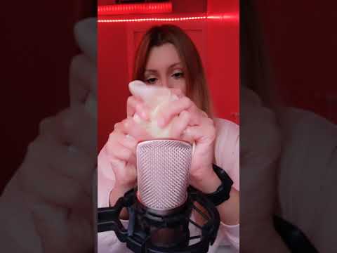 #ASMR Sonidos cosquillosos con esponja 🧽