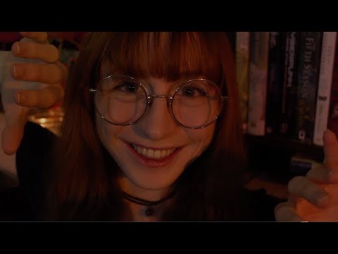 Triggers on the EDGE of your vision! (hand movements, light, head scratching)(visual asmr)