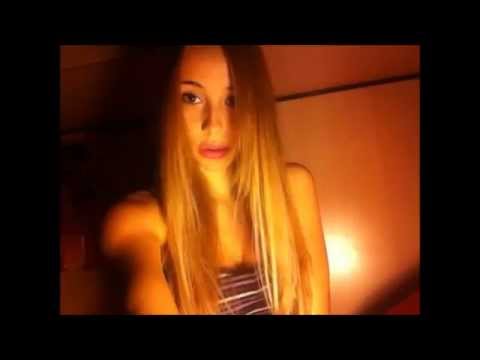 ASMR Countdown and sweet kisses (ITA)