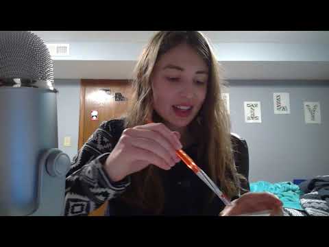 ASMR Hang Out and Paint With Me (Pasa el Rato y Pinta Conmigo) with Brushing Triggers