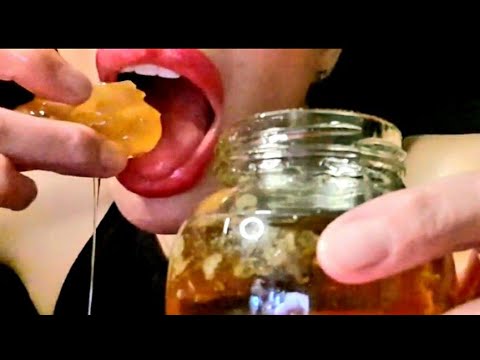ASMR Eating Honeycomb 🍯 To Help You Relax