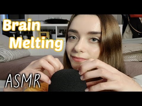 [ASMR] Brain Melting Deep Mic Scratching With Random Objects 🍴💳🧹👐