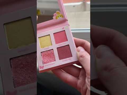 ASMR | Satisfying Makeup Swatching - Visual Tingles #shorts