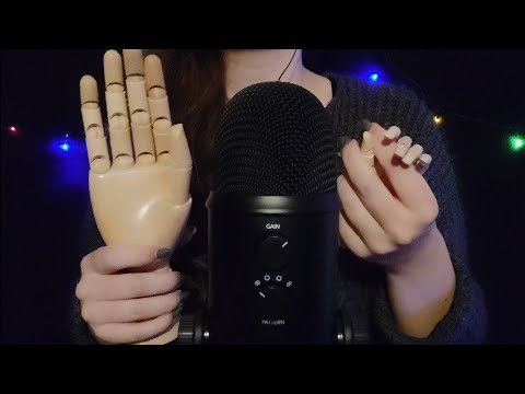 ASMR - Two Wooden Hands (Tapping & Scratching) [No Talking]