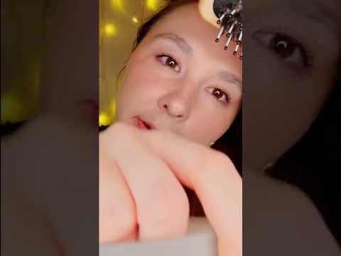 asmr quick and tingly haircut with gum chewing ✂ 💇