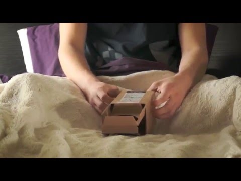 ASMR #3 - Scratching and tapping on cardboard box