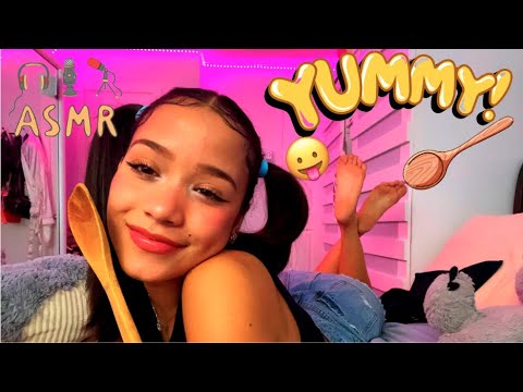ASMR| Eating your face 😛 Talkative mouth sounds, personal attention, Complimants (Super tingly)