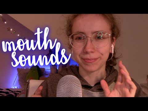 ASMR Cozy Comfy Mouth Sounds so you can sleep tonight 💋💙 (whispers, muah sounds,...)