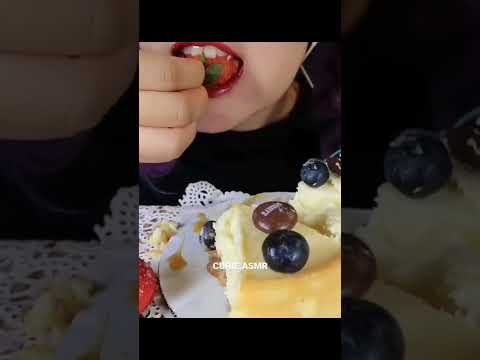 Cheese Cake N.Y Style w/ Caramel syrup, Chocolate Syrup #asmr #shorts 꾸덕꾸덕 치즈케이크 먹방