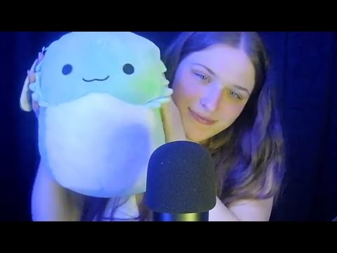 asmr tapping and scratching *Extremely Tingly*