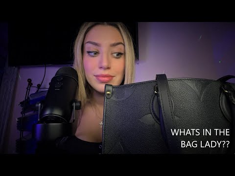Asmr- What's in my bag 👜