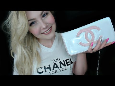 ASMR What’s In My Makeup Bag ❤️ With Up Close Makeup Triggers