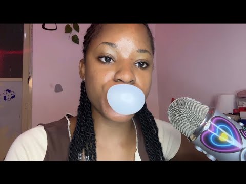 ASMR Snapping and Cracking Bubble Gum ~ Gum Chewing 👄