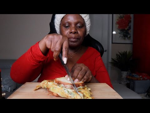 JUST SOMETHING GOOD AND QUICK ASMR EATING SOUNDS