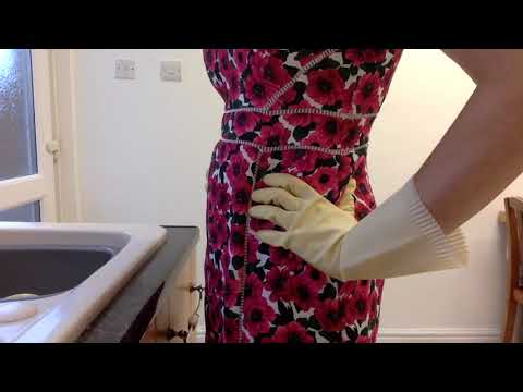 #rubbergloves ASMR Mummy Cat Walk Fashion Show Wearing Household Rubber Gloves OOTD