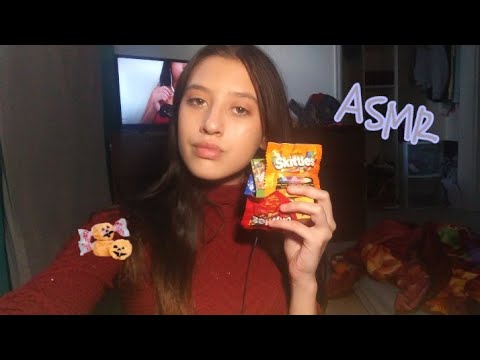ASMR Candy 🍫🍬 Crinkling sounds, tapping, eating 🎃👻