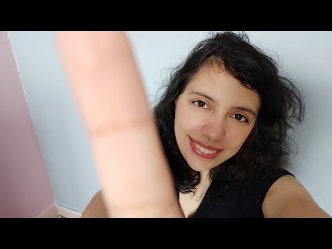 ASMR - Maquiando VOCÊ | ASMR Português
