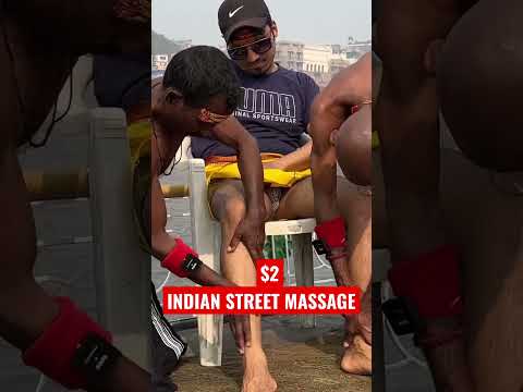 $2 INDIAN STREET MASSAGE AT HOLI CITY VARANASI | ASMR Street Barber