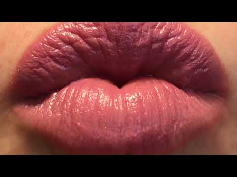 ASMR Lipstick Application • Upclose • Gum Chewing