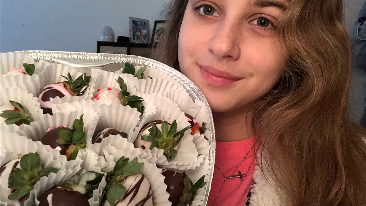 ASMR | chocolate covered strawberries | eating sounds and whispering