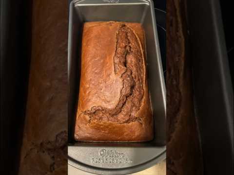 Chocolate 🍫 Banana 🍌 Bread // Budget friendly recipes #food #cooking #shorts
