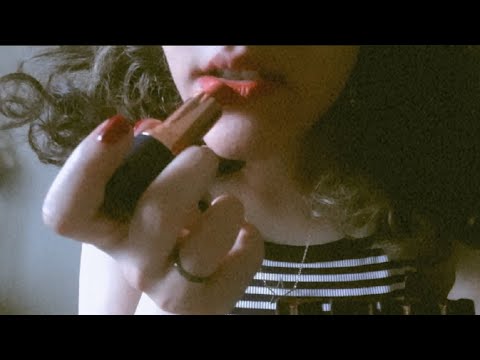 ASMR | Lipstick application + kisses 💄💋 (mouth + tapping + kisses sounds)