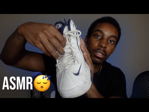 [ASMR] whispers and Making sounds with my favorite shoe