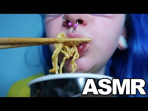 ASMR Spicy Buldak Ramen Noodles [Eating Sounds] 🍜