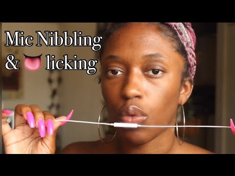 ASMR|MIC NIBBLING & LICKING NO TALKING!