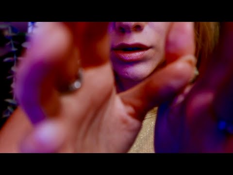 Close ASMR Mouth Sounds & Face Touching | Clic Click | Hand Movements & Camera Tapping