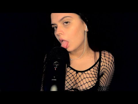 ASMR Soft And Wet Ear Licking 👅