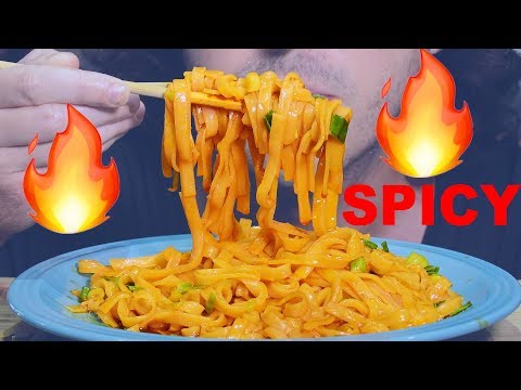 ASMR SPICY Garlic Chili Noodles  (Quick Easy Delicious ) * Slurping Eating Sounds * 매운 국수 먹방