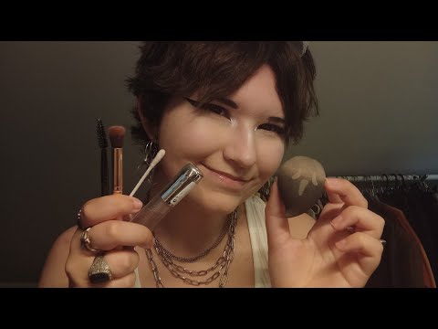 ASMR | spit painting you with different objects (brush, spoolie, qtip, sponge, lipgloss)
