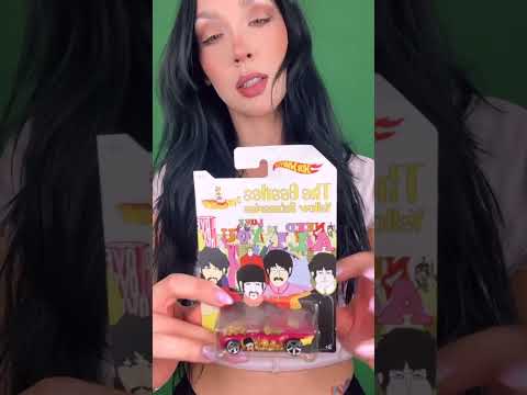 ASMR - Beatles Collectibles Fast Tapping Short