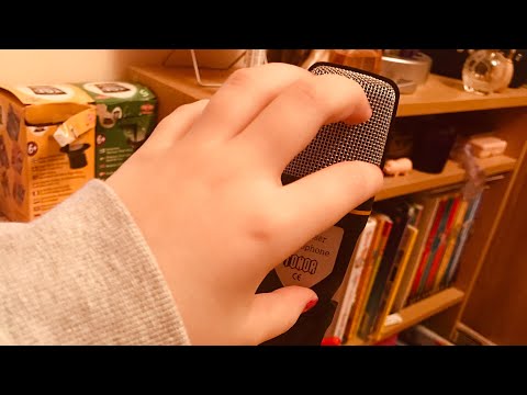 ASMR~Scratching on the Mic