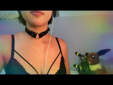 asmr Lo Fi GUM Chewing & Hand Movements w/Crinkles