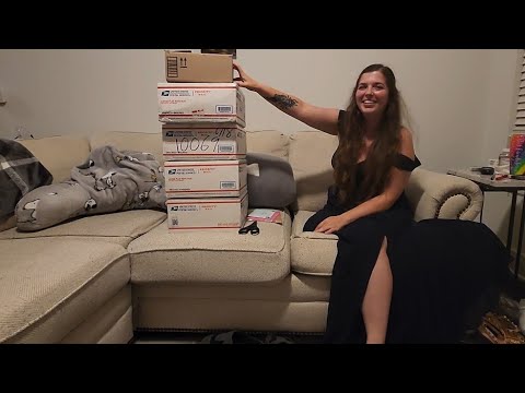 Unboxing YOUR Birthday Gifts & Reading YOUR Birthday Cards ❤️🎊🥳🎊❤️