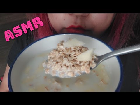 ASMR-Comiendo avena con leche😆😝/Sonidos de boca relájantes ASMRenEspañol)EatingSounds