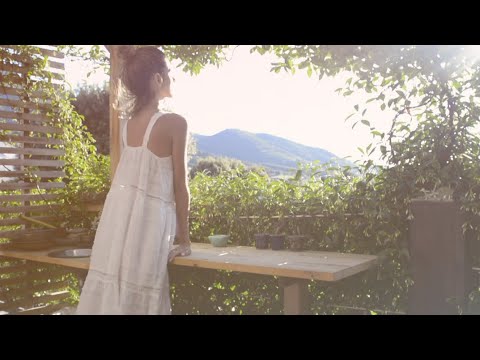 ASMR FRANÇAIS - Un vlog asmr en Corse (plage, nature, whispers) + douce musique
