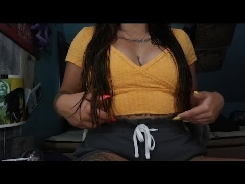 ASMR- Scratching On My Outfit & Skin W/ Lots Of Nail Tapping!